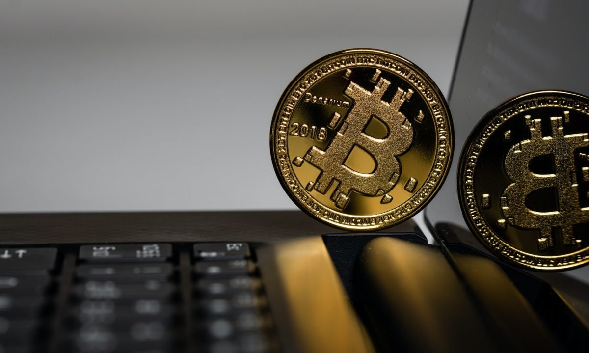 Why do people use bitcoin?