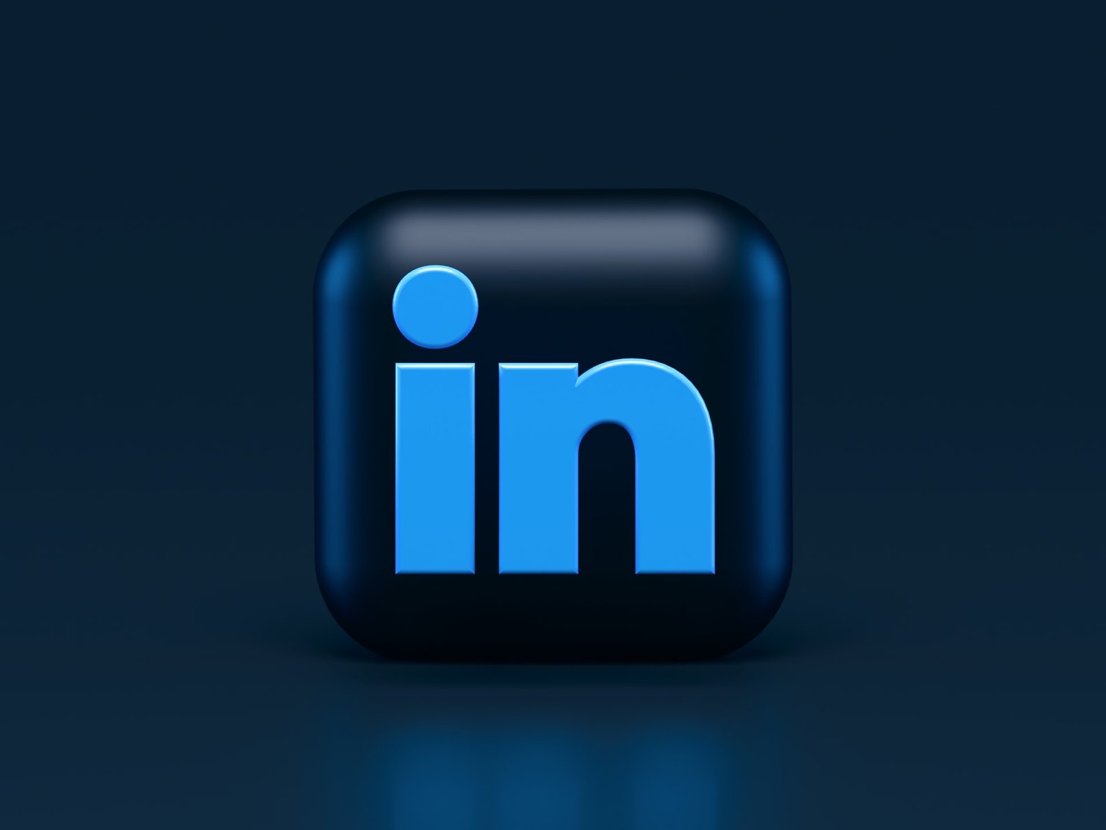 9 Things That Will Help You Create a Perfect LinkedIn Resume