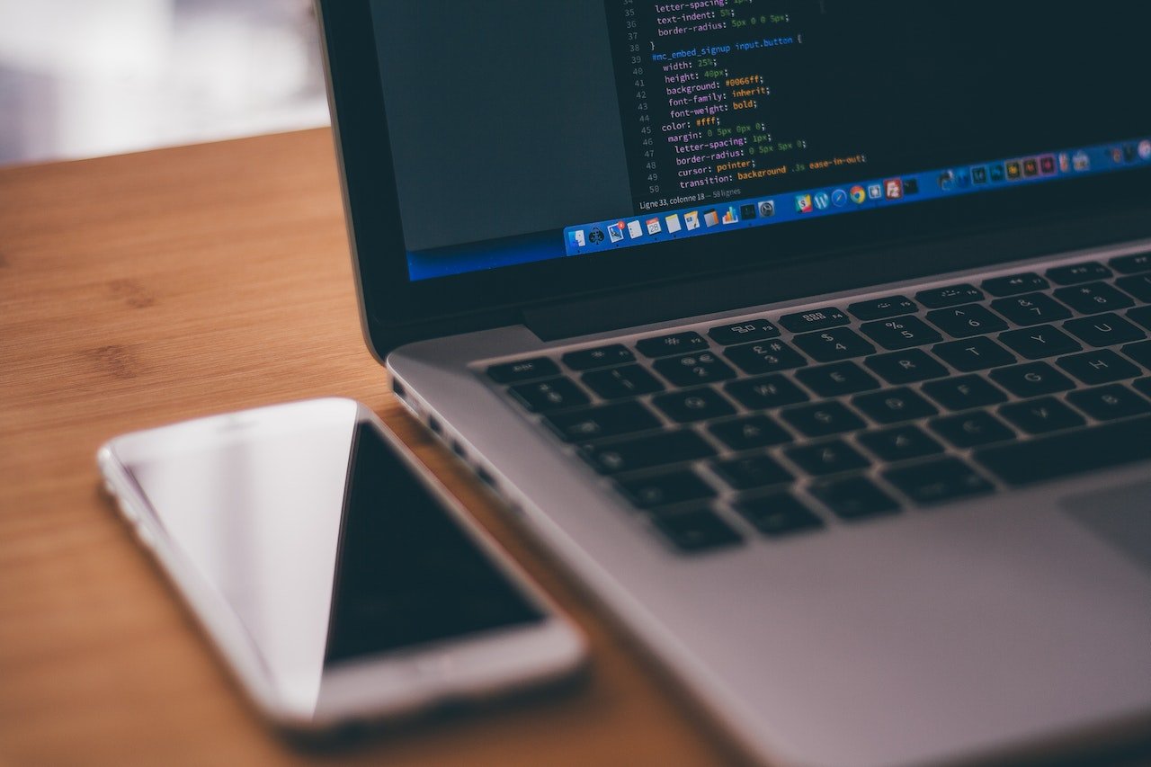 Use Social Media for Your Business: Tips, Benefits and Mistakes