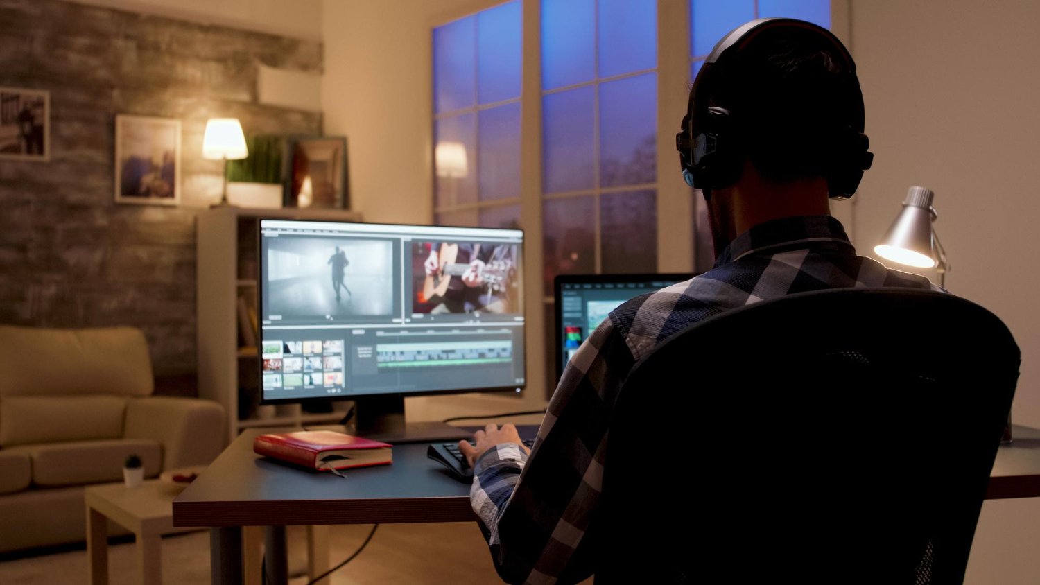 Top 3 Photo Editing Software for a Face Swap on PC